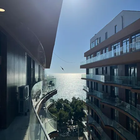 Royalbay Lux