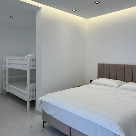 Royalbay Lux * Lezhë