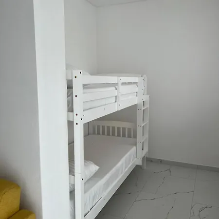 Royalbay Lux *